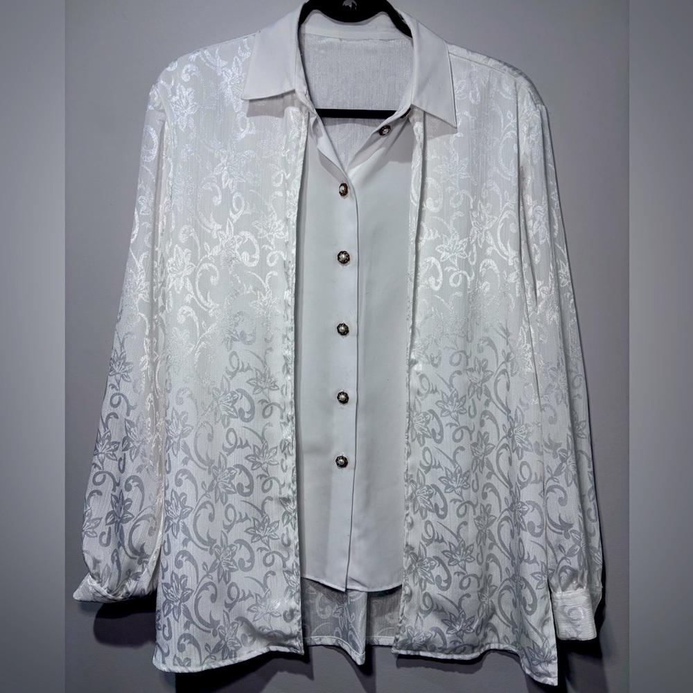 Beautiful vintage white button down blouse